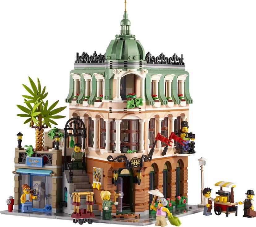 LEGO Boutique Hotel set 10297 - Modular Buildings theme