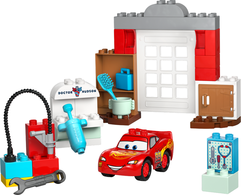 LEGO McQueen's Visit to Doc's Garage set 10456 - Duplo theme