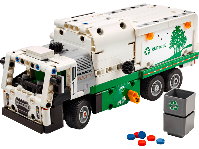 LEGO Mack LR Electric Garbage Truck set 42167