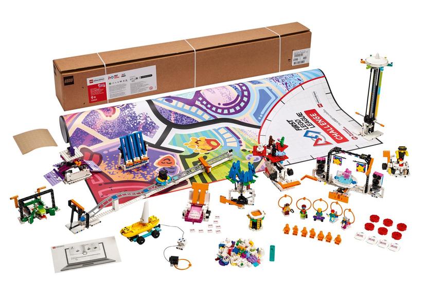 LEGO MASTERPIECE Challenge Kit set 45823 - FIRST LEGO League theme