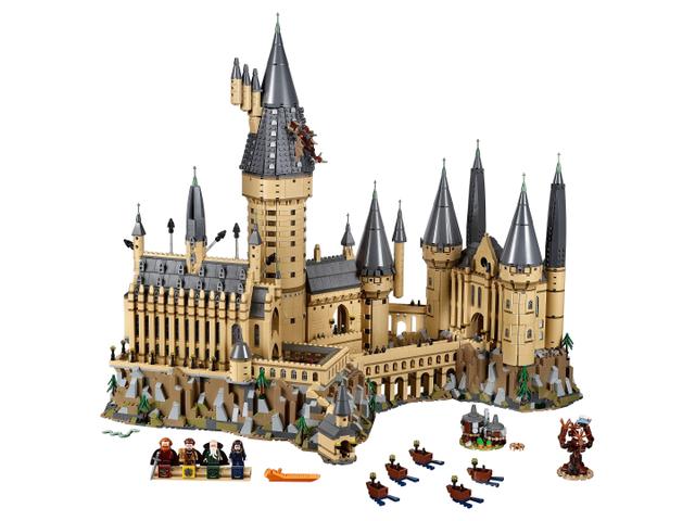 LEGO Hogwarts Castle set 71043