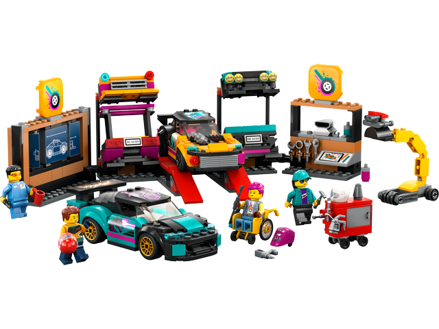 LEGO Custom Car Garage set 60389